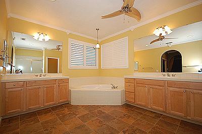 3833 Lakeside Dr, Modesto, CA 95355 photo 10