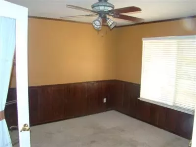 156 Dyer Ave, Manteca, CA 95336 photo 4