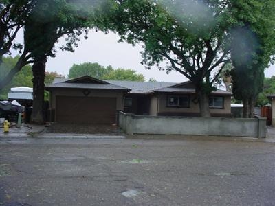 1424 Overholtzer Dr, Modesto, CA 95355 photo 1