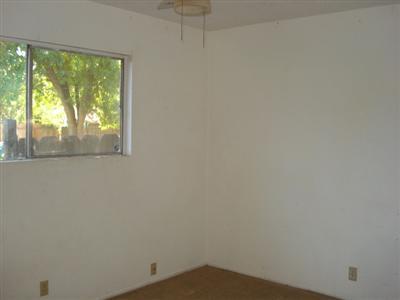 254 E Olive Ave, Merced, CA 95340 photo 5