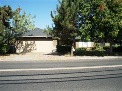 2829 E Orangeburg Ave, Modesto, CA 95355 photo 1