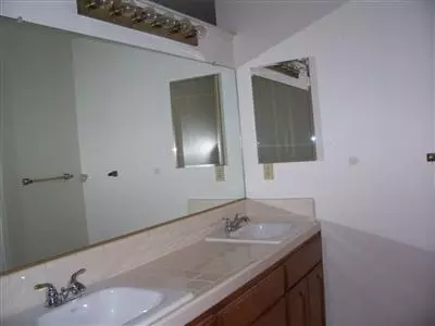 567 Dutra Pl, Manteca, CA 95337 photo 5