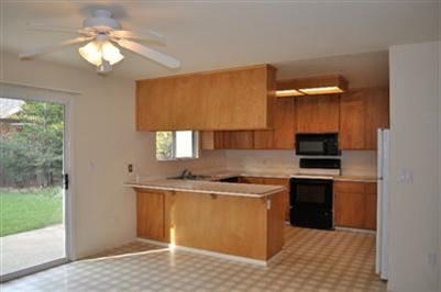 2218 Glacier Dr, Davis, CA 95616 photo 2