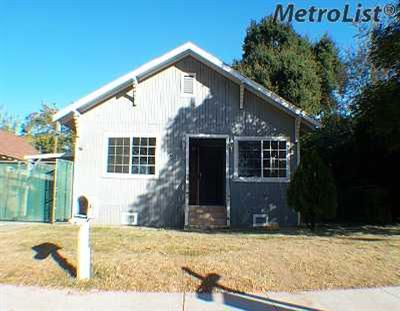 306 Locust St, Modesto, CA 95351 photo 1