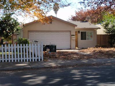 2604 Park Pl, Modesto, CA 95350 photo 1