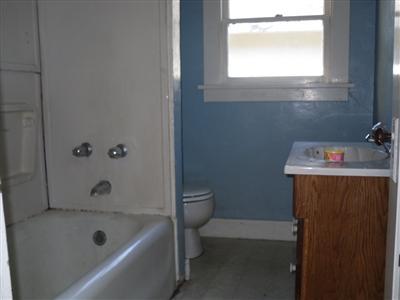 306 Davis St, Modesto, CA 95354 photo 8