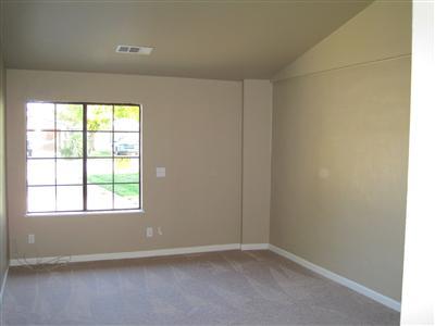 163 S R St, Merced, CA 95341 photo 2