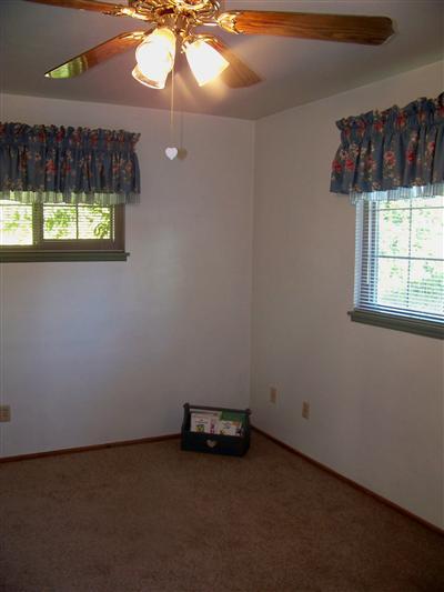 4722 Crestview Dr, Carmichael, CA 95608 photo 9