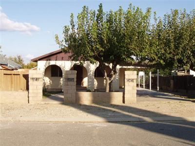 8804 Smith St, Patterson, CA 95363 photo 1