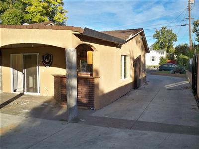 2671 Hawthorne St, Sacramento, CA 95815 photo 5