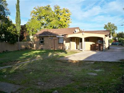 2671 Hawthorne St, Sacramento, CA 95815 photo 6