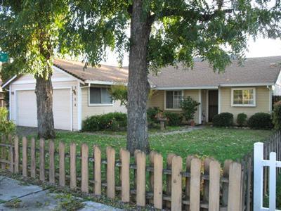 3684 Maple St, Rocklin, CA 95677 photo 1