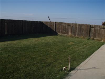 31 S Dana Ave, Planada, CA 95365 photo 2