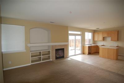 484 Zinnia Ct, Merced, CA 95341 photo 4