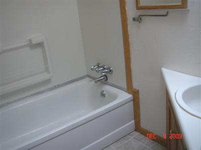 531 E St, Los Banos, CA 93635 photo 6