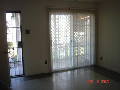 531 E St, Los Banos, CA 93635 photo 2