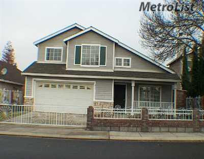 813 Fall River Dr, Modesto, CA 95351 photo 1
