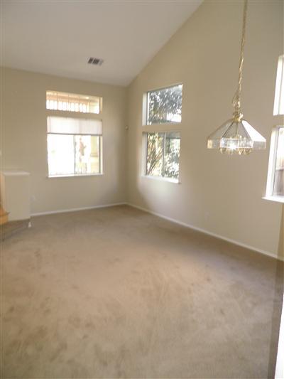 2184 Condor Ct, Lodi, CA 95240 photo 2