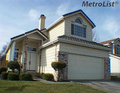 490 E 3rd St, Tracy, CA 95376 photo 1