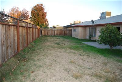 381 Pacemaker Dr, Atwater, CA 95301 photo 2