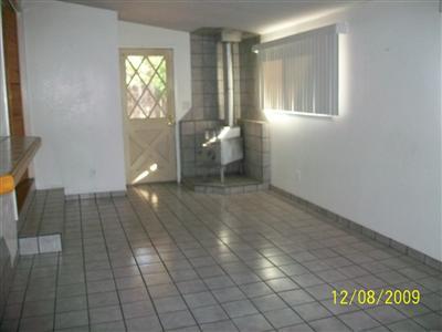 242 E Downs St, Stockton, CA 95204 photo 4