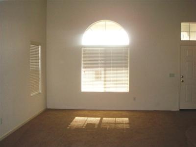 343 Mandarin Ct, Livingston, CA 95334 photo 2
