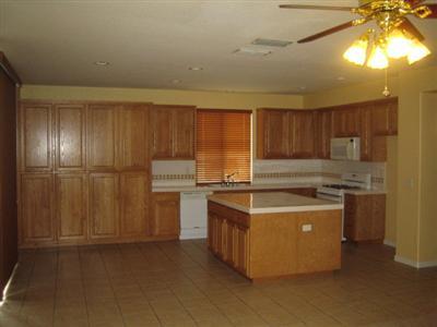 7733 Charmain Ct, Antelope, CA 95843 photo 4