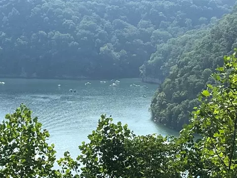 lot Apt 14 Obey River Shrs, Byrdstown, TN 38549
