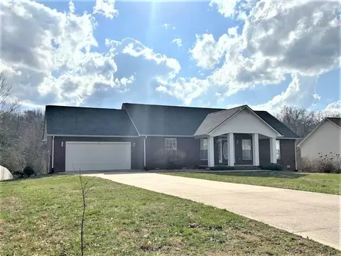 7083 Brittney Cir, Baxter, TN 38544 photo 1