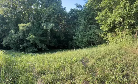 2 Amonett Ridge Road, Byrdstown, TN 38549