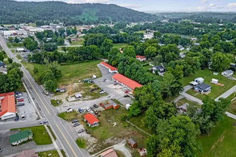550 N North Church, Livingston, TN 38570