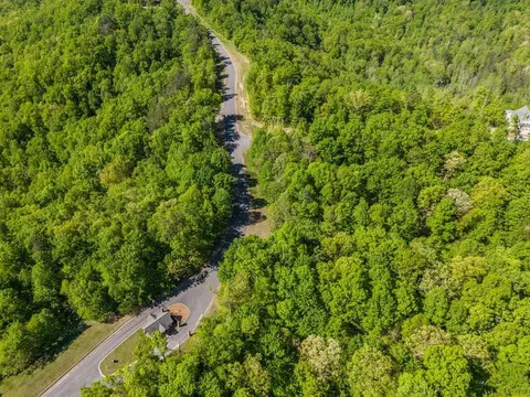 16 Westridge Trl, Monterey, TN 38574