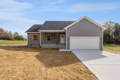 4300 John Gentry Rd, Baxter, TN 38544 photo 1