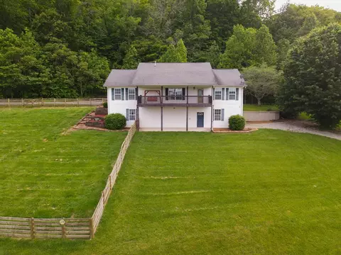 652 Mackie Rd, Sparta, TN 38583