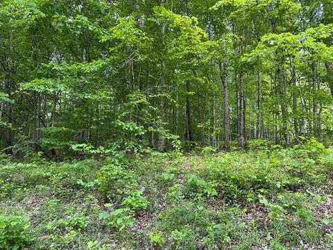 5757 Emerald Rd, Cookeville, TN 38501