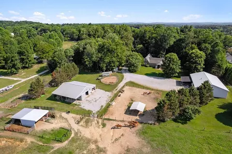 1663 Paran Rd, Cookeville, TN 38506