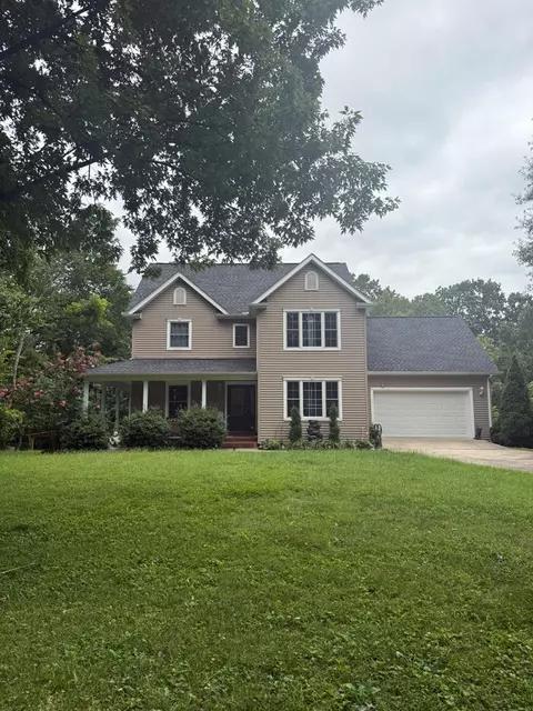 199 Cooper Dr, Burkesville, KY 42717