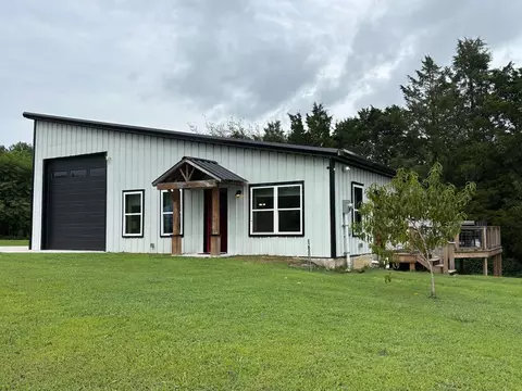 227 Lake Bluff Rd, Baxter, TN 38544 photo 1