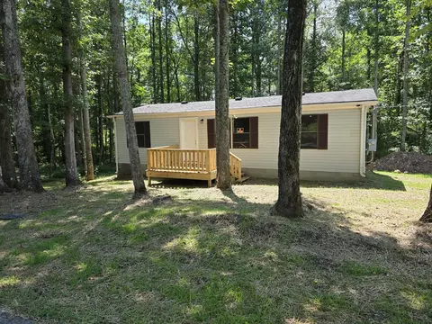 2783 Glade Creek Rd, Sparta, TN 38583