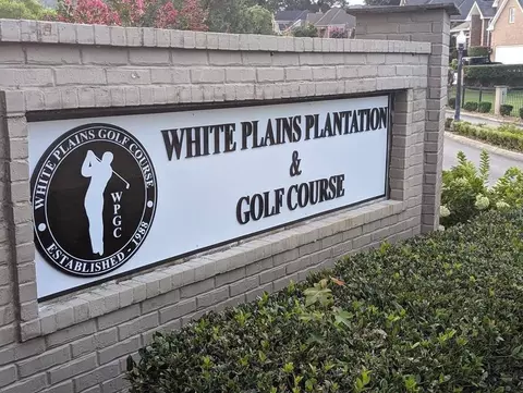 1500 N Plantation Dr, Cookeville, TN 38506