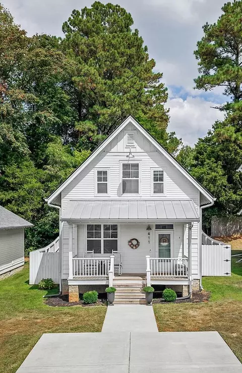411 Juniper Dr, Cookeville, TN 38501