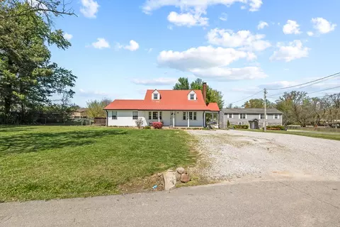 Exterior - 442 Bradley Dr, Cookeville, TN 38501 photo 1 of 9
