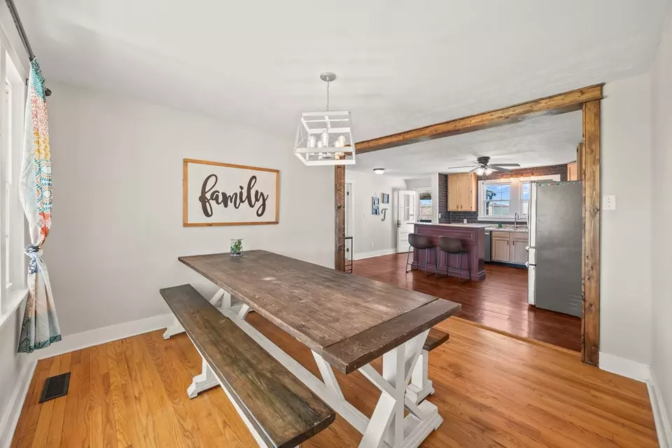 Dining - 442 Bradley Dr, Cookeville, TN 38501 photo 2 of 2