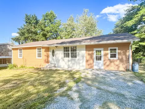 122 Lee Cir, Crossville, TN 38555