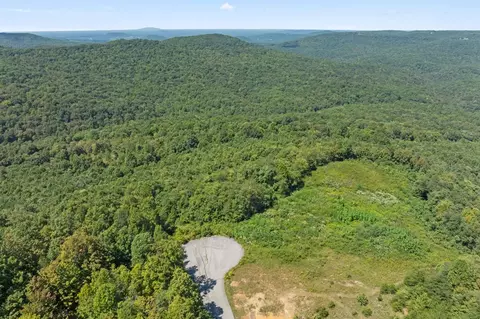 5 Ac Mountain Crest Dr, Spencer, TN 38585