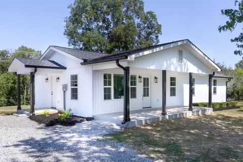 5405 Window Cliff Rd, Baxter, TN 38544