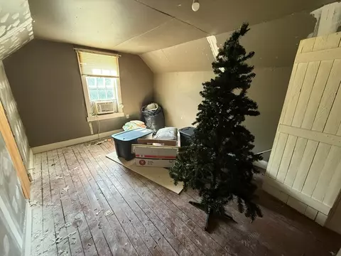 Bedroom - 78 Nora Loop, Alpha, KY 42603 photo 3 of 4