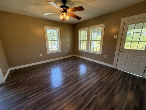 Living - 78 Nora Loop, Alpha, KY 42603 photo 1 of 2