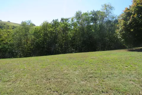 1 2c Goose Rd # C, Hilham, TN 38568
