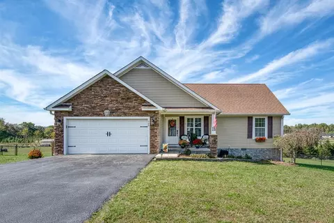 500 Bethlehem Estates Dr, Rickman, TN 38580 photo 1